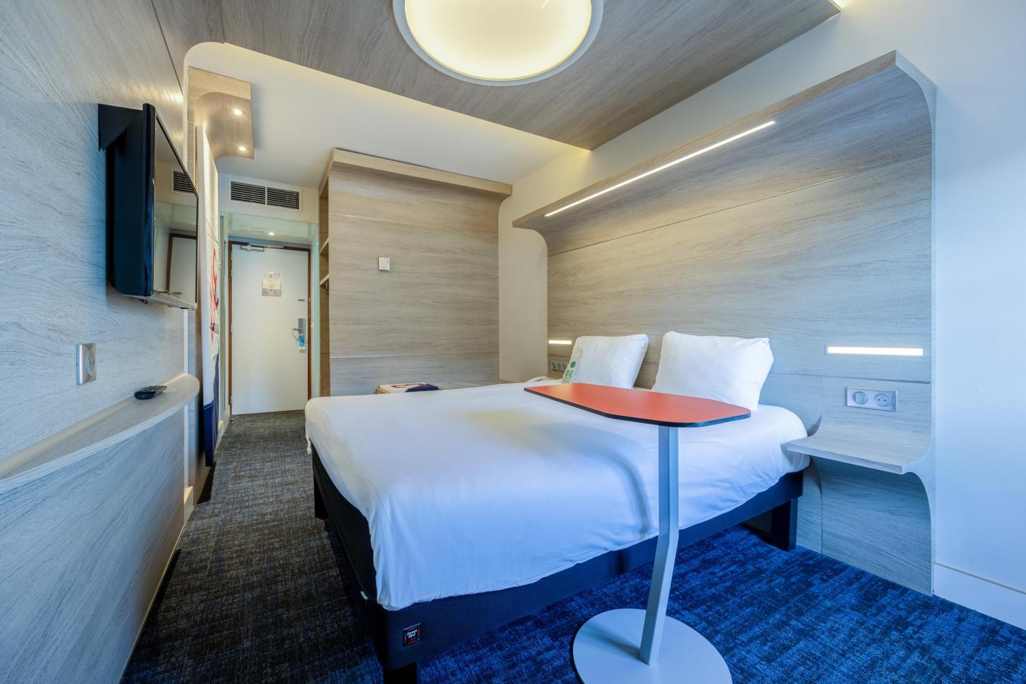 ไอบิส สไตล์ ลา โรเชล ซองทร์ Hotel ลาโรแชล ภายนอก รูปภาพ